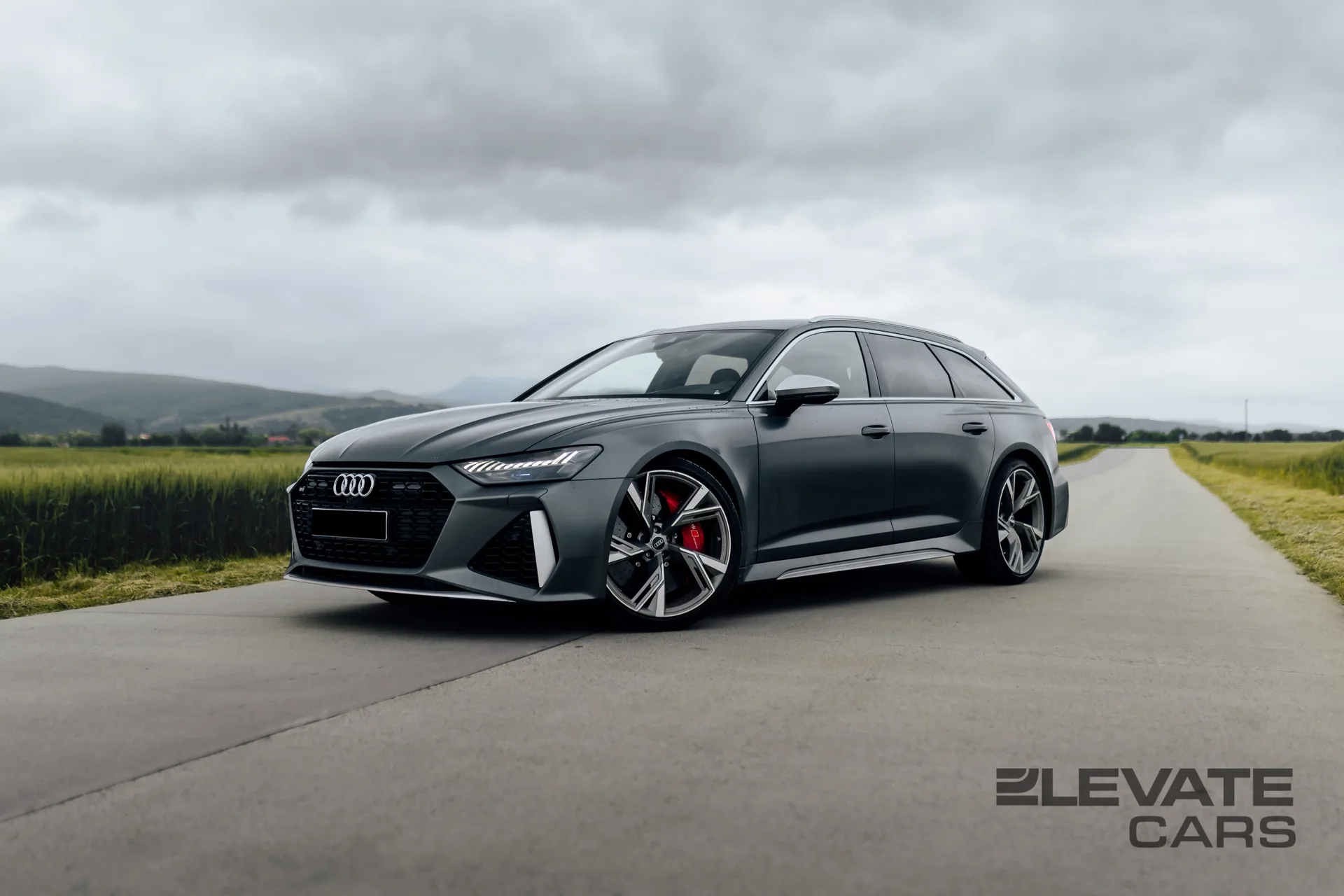 Audi RS6 Avant - obrázok 1